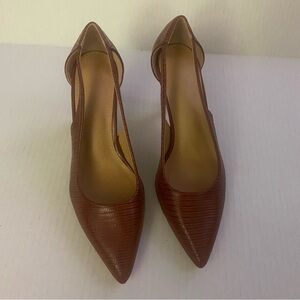Elegant Brown Women's Shoes EUC 6